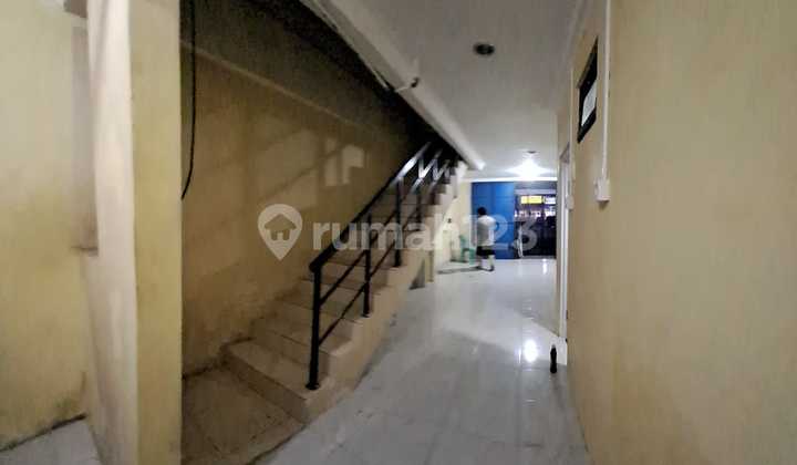 FOR RENT 2-STORY SHOPHOUSE Graha Raya Bintaro, South Tangerang 1