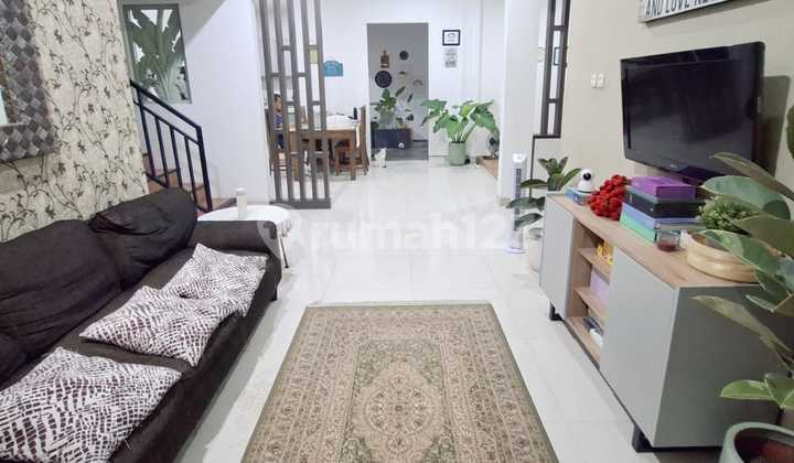 DIJUAL SUPER CEPAT Rumah Bagus Furnished SHM Graha Raya Bintaro, Tangerang Selatan DIJUAL SUPER CEPAT Rumah Bagus Furnished SHM Graha Raya Bintaro, Tangerang Selatan
