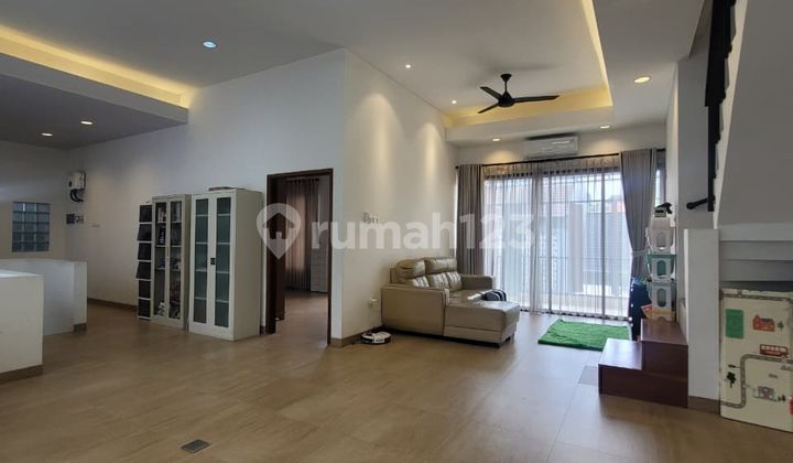 Dijual Cepat Rumah 3,5 Lantai Parigi Bintaro Dekat Akses Tol Kt 8
