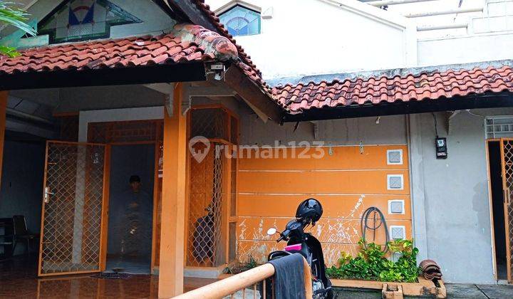 Rumah Kontrakan Cocok untuk Usaha KONVEKSI/Kantor SHM Graha Raya Bintaro, Tangerang Selatan 1