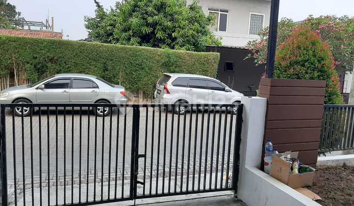 Rumah Terenovasi Unfurnished SHM Serpong Regency Melati Mas, Tangerang Selatan 2