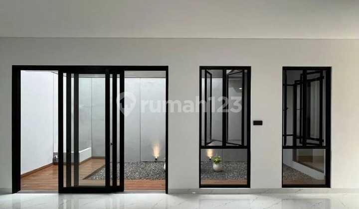 LIMITED! DIJUAL CEPAT Rumah Bagus Unfurnished SHM Sektor 3 - Bintaro, Tangerang Selatan 2