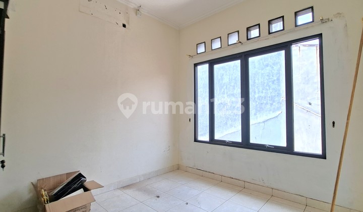 Di Jual Cepat Rumah Siap Huni Bebas Banjir di Boulevard Graha Raya Bintaro Tangsel 2