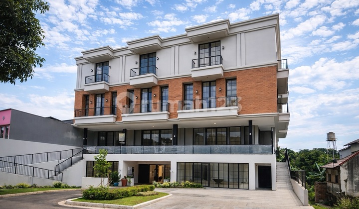 Gedung Sewa Samping Tol di Area 15Mnt ke MRT Fatmawati, di Area Cinere, Depok