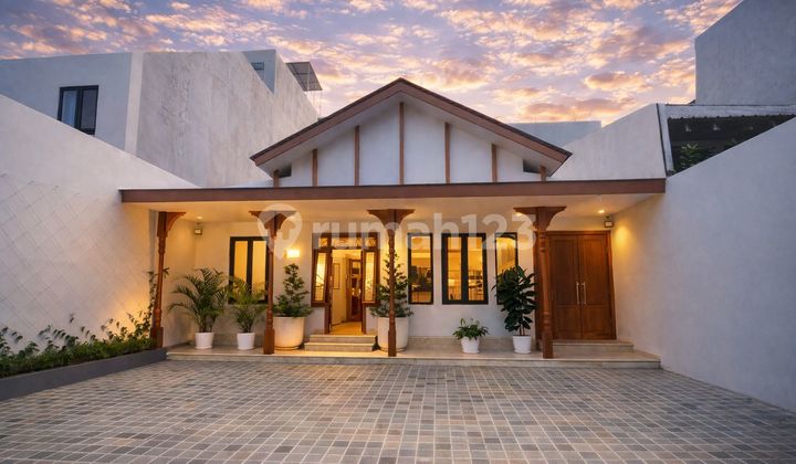 Office House 5 Minutes to MRT Blok M, Cheapest in Elite Complex Kebayoran Baru Office House 5 Minutes to MRT Blok M, Cheapest in Elite Complex Kebayoran Baru