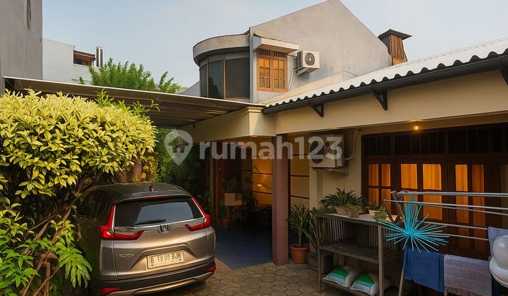 Rumah Semi Furnished Luas 160m2 Cocok Untuk Bisnis Kost