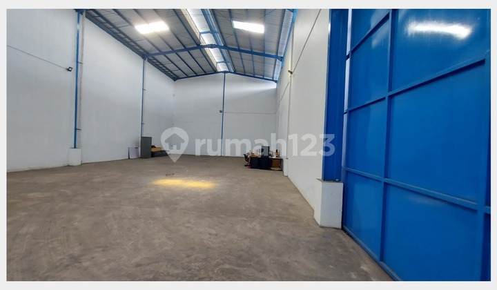 Warehouse FREE IPL Cheapest Area Container Strategic Location in Daan Mogot Tangerang