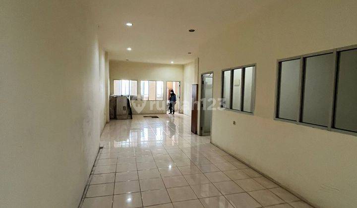 Ruko 4 Lantai Pinggir Jalan Raya TERMURAH di Cideng, Jakpus 2
