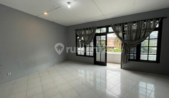 Strategic Location Business Space in North Cipete, South Jakarta Strategic Location Business Space in North Cipete, South Jakarta