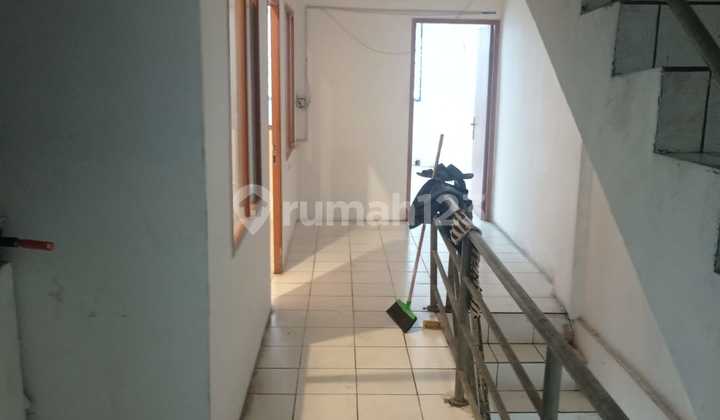 Ruko dalam komplek 4 Lantai di Tanah Abang, Jakarta Pusat