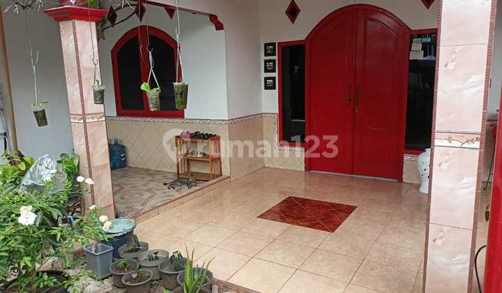 Jual Rumah Graha Taman Kebayoran Semi Furnished Nego 2