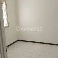 Nice 2-Story Rental House with HGB in Pakuwon City Taman Mutiara, Surabaya Nice 2-Story Rental House with HGB in Pakuwon City Taman Mutiara, Surabaya