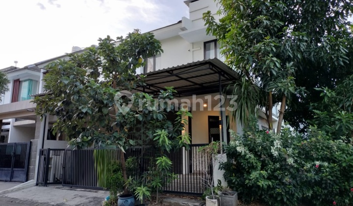 Rumah Hook 2 Lantai Pakuwon City Cluster Florence ,modern Minimalis