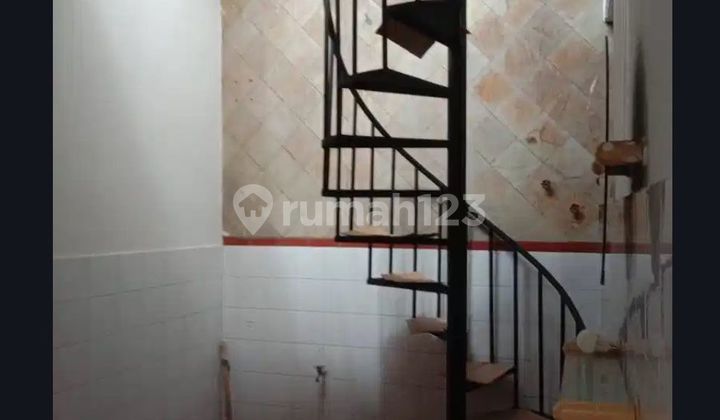 For Quick Sale House in Margonda Estate in Margonda 2