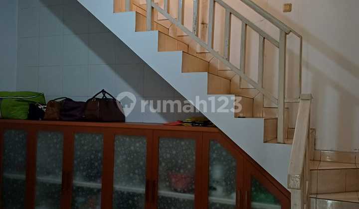 Dijual Rumah Di Legenda Wisata 2