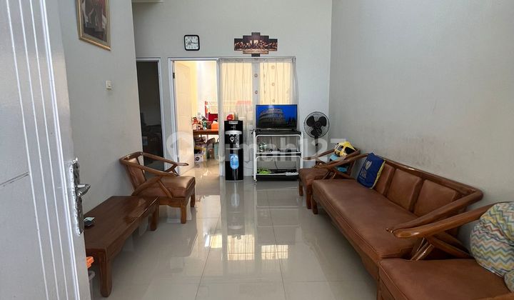 Minimalist Model House in Tapos Depok 2