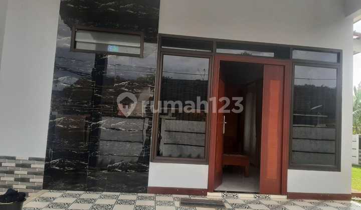 Dijual Cepat Rumah Luas dan Asri di Cibinong Komplek Pemda 2