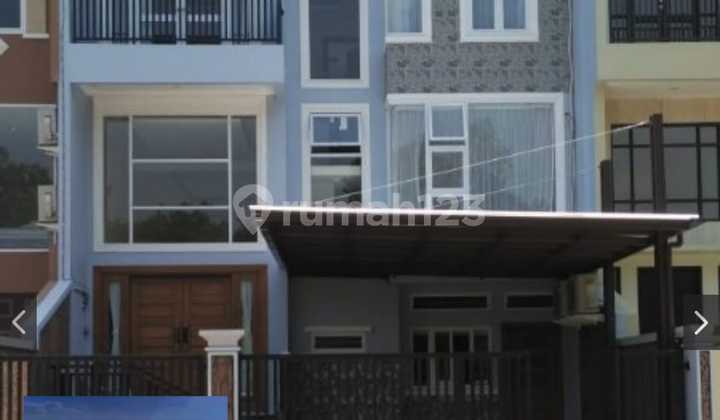 For Quick Sale: House Near Harjamukti LRT Station