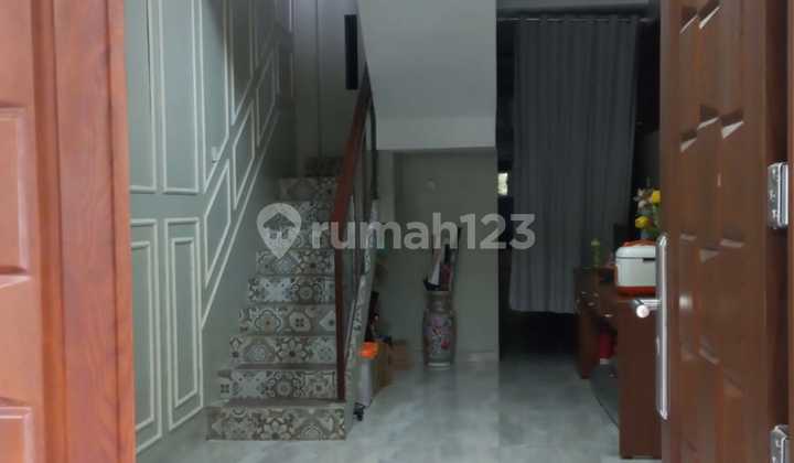 Dijualrumah Full Renovasi dan Furnished di Kranggan 2