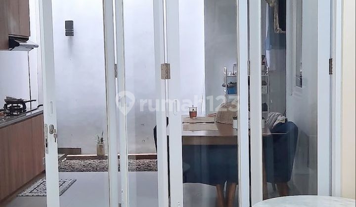 Dijual Rumah Rapih Dua Lantai di Kranggan Cibubur 2