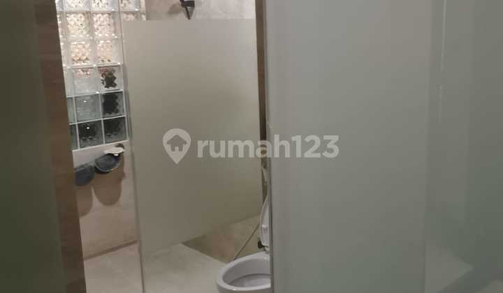 FOR SALE SUNTER HOUSE 216m2 VERY COMFORTABLE, 2 FLOORS, STRATEGIC LOCATION, CODE JM 2