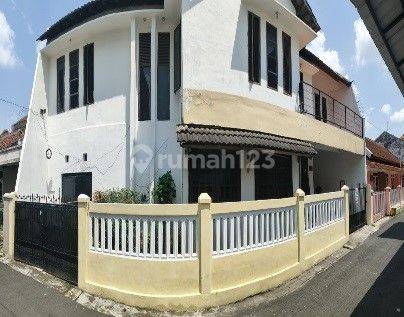 Rumah Tinggal Tapak Jalak