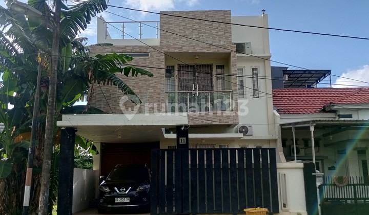 Residential House Menteng Garden