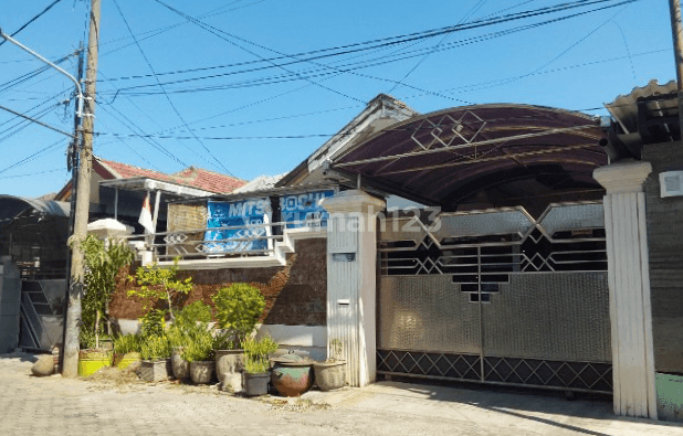 Rumah Tinggal Taman Pondok Indah Surabaya