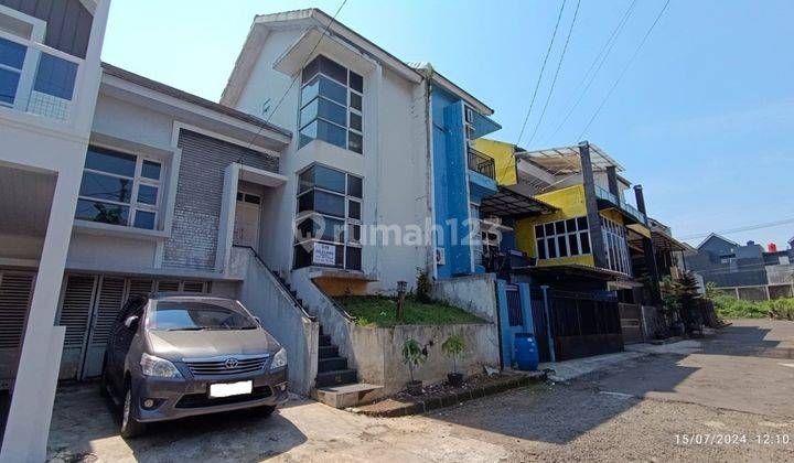 Rumah Tinggal Perumahan Acropolis De Karadenan 2