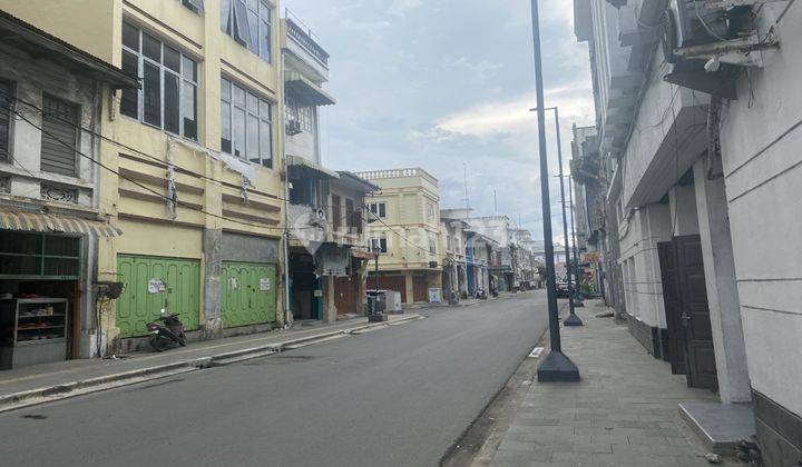 Ruko Jalan Jendral Ahmad Yani 2