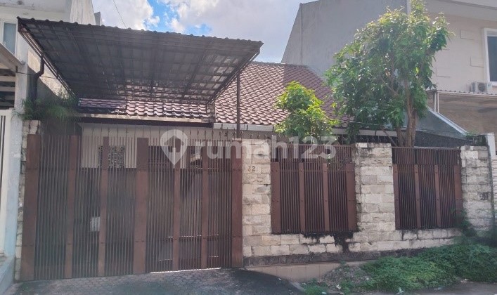 North IV Satellite Residence