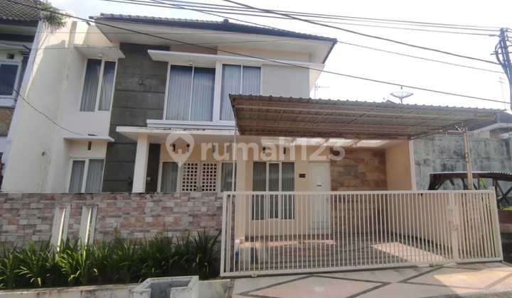 Blimbing Cottage Residence