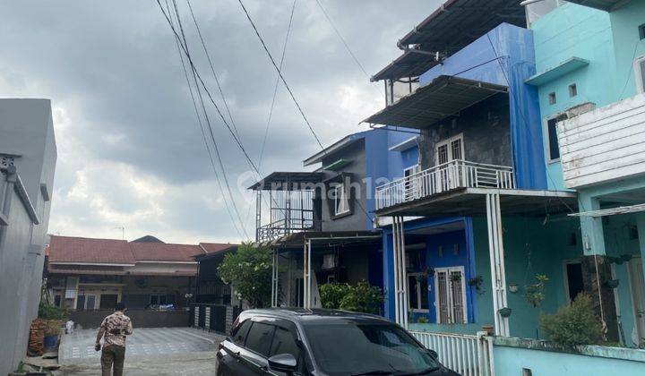 Rumah Tinggal Komplek Taman Harapan Indah 2