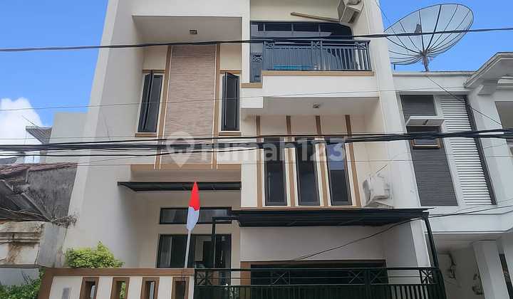 Jual Rumah 3 lantai di Sunter Tanjung Priok Jakarta Utara AF