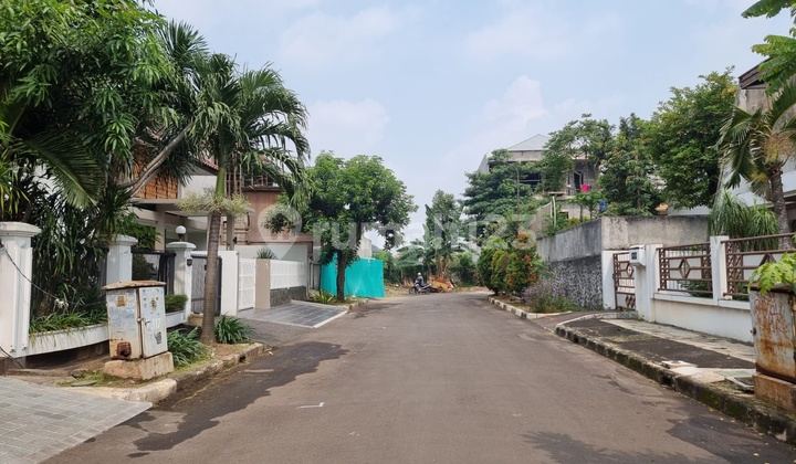 House in Intercon Garden, Kebon Jeruk, West Jakarta 2