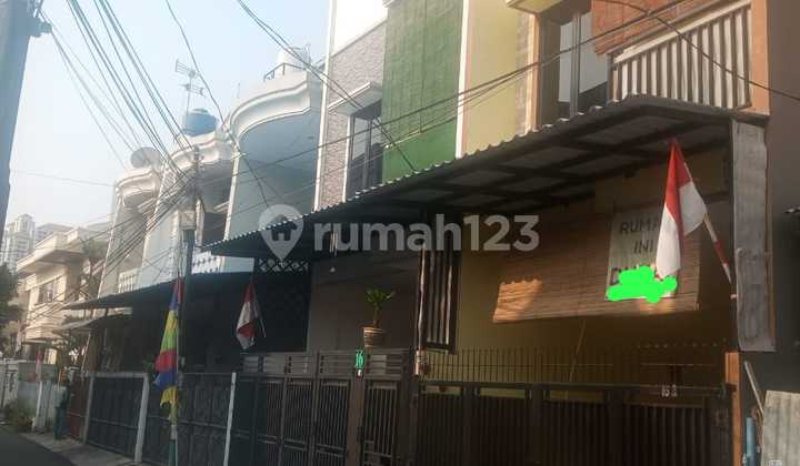Jual Rumah di Tanjung Duren Jakarta Barat H J