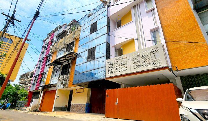 Jual Rumah Kost Strategis di Hasyim Ashari Jakarta Pusat A W 1