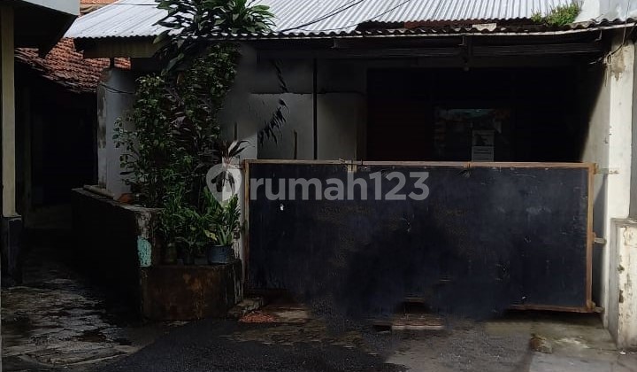 Jual Rumah di Jl Pembangunan Petojo Jakarta Pusat R R Jual Rumah di Jl Pembangunan Petojo Jakarta Pusat R R