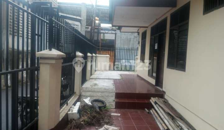 Sewa Rumah di Tomang Jakarta Barat H J  2