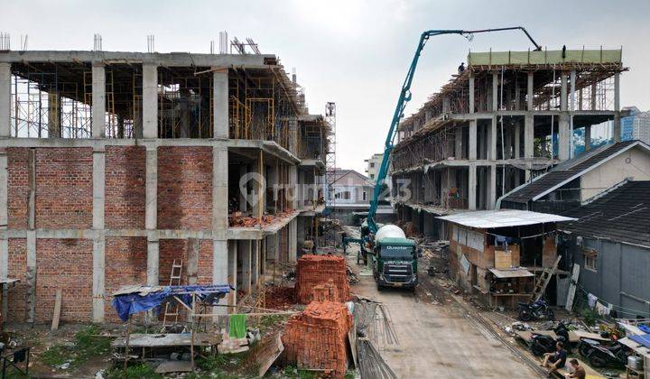 Rumah Baru Luas 122m2 di Private Cluster Palmerah Jakbar R R  2