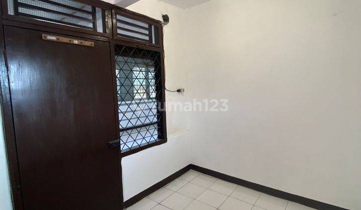 Sewa Rumah 5m X 15m di Tambora Tanah Sereal Jakarta Barat H J  2