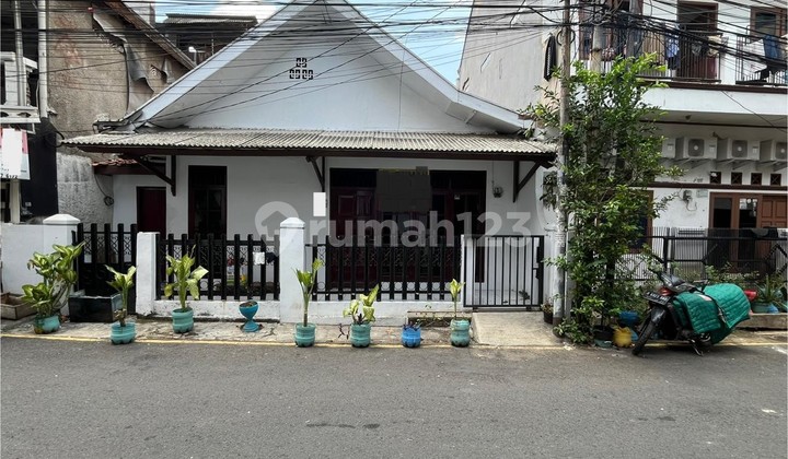 Jual Rumah di Tawakal Tomang Jakarta Barat EF Jual Rumah di Tawakal Tomang Jakarta Barat EF