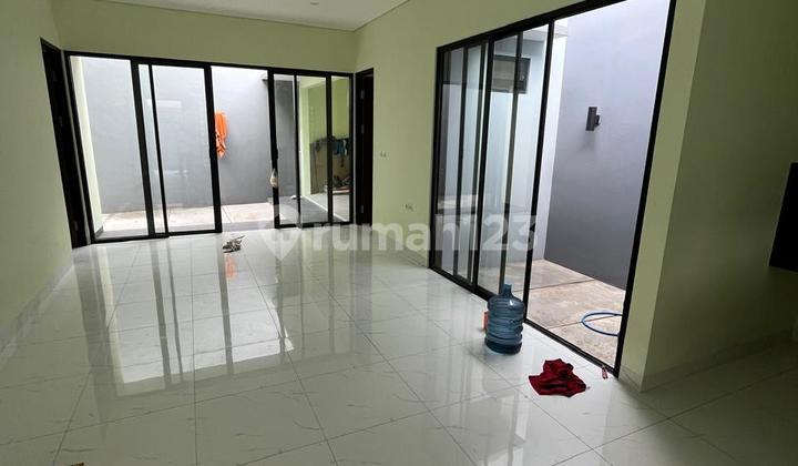 Sewa Rumah Bagus dan Siap Huni di Tawakal Jakarta Barat EF 2