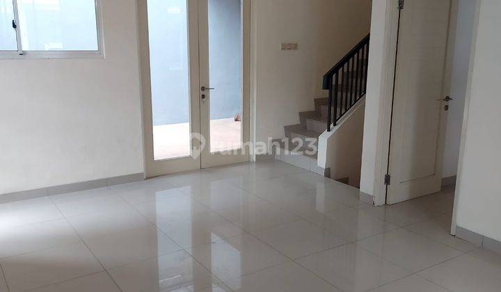 Sewa Rumah tinggal 2 lantai di Perumahan Puri Mansion Cengkareng Jakarta Barat (GN) 2