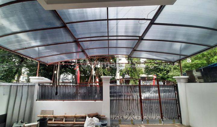 Jual Rumah di Tanjung Duren Jakarta Barat EF 2