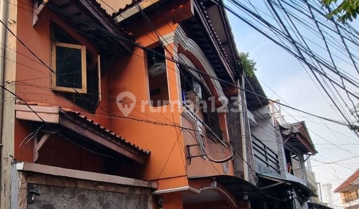 For Sale House in Tomang Grogol Petamburan West Jakarta RR 2