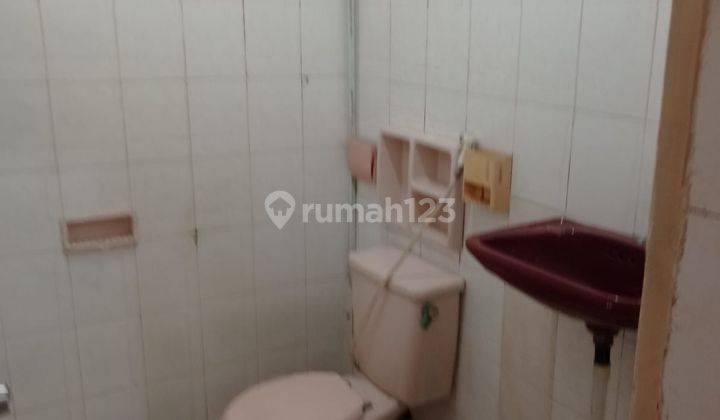 Sewa Rumah 2 Lantai di Jelambar Grogol Jakarta Barat E F 2