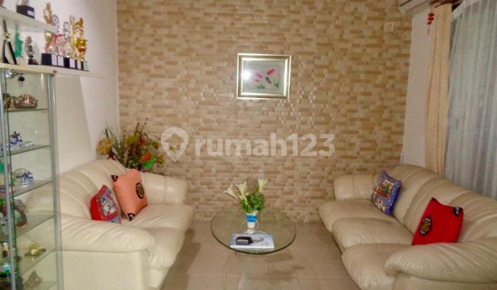 Jual Rumah 2,5 Lantai di Tomang Jakarta Barat R R  2