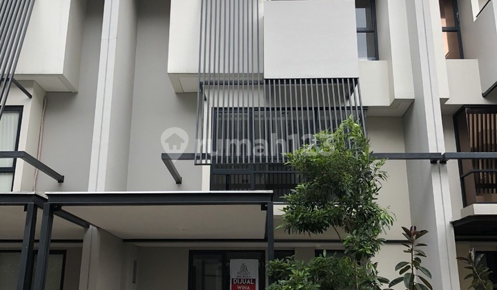 Rumah di BSD Tabebuya Impresahaus