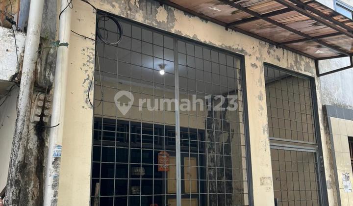 rumah di ampera pademangan 2